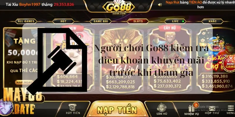 Người chơi Go88 kiểm tra điều khoản khuyến mãi trước khi tham gia